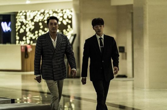 '독전' 조진웅, 류준열 스틸 / 사진=NEW 제공