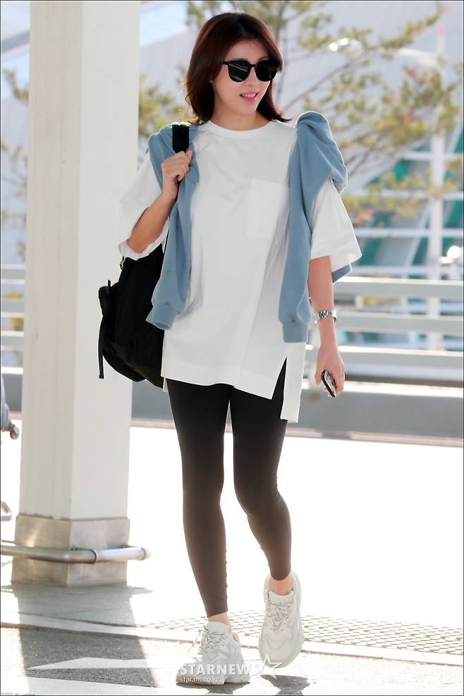 [★포토]하지원 '레깅스패션으로 발랄함 장착'