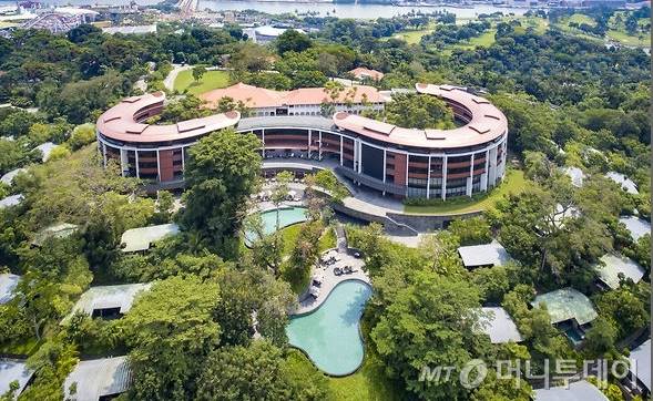 북미정상회담 장소로 확정된 싱가포르 센토사섬의 카펠라호텔. /사진=카펠라호텔 홈페이지.