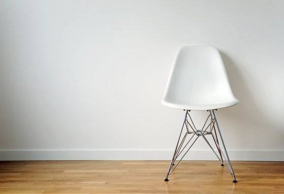 집을 깨끗하고 넓게 쓰고 싶다면 가장 먼저 선행되어야 할 일이 '버리기'다. [중앙포토]