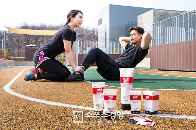 약국용 박찬호 크림 ‘제놀 파워풀엑스’가 출시 3개월 만에 10억원을 돌파했다.