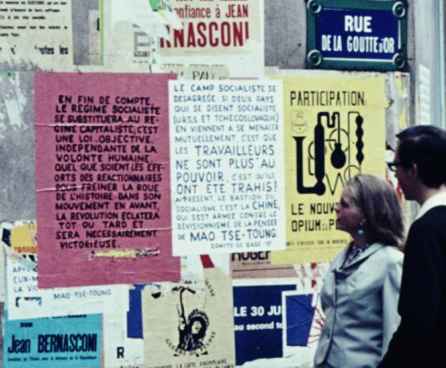 파리 시내에 각종 정치적 의견이 담긴 포스터가 붙어 있는 모습. 1968년 7월에 촬영된 것이다. [wikimedia commons]