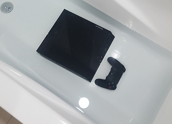 게임 콜렉터 유부남 편