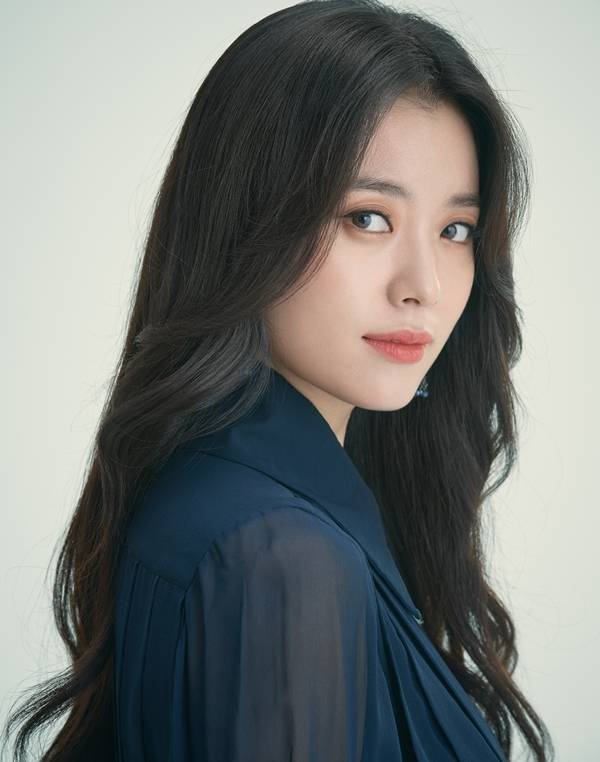 한효주는 다양한 장르에 도전하며 발전하고 싶다고 말했다. 제공|워너브라더스 코리아