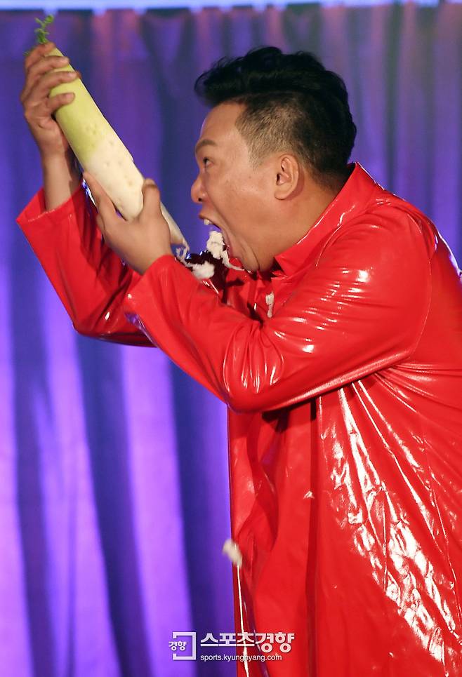 코미디위크 인 홍대 2018 ‘갈갈이 패밀리쇼’ 공연 중 박준형의 연기 장면. 사진 코미디위크 인 홍대 운영위원회