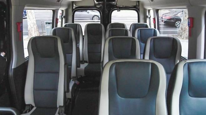 사진 - 현대 쏠라티 내부