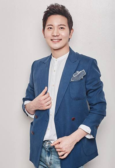 김정근 사진=디모스트엔터테인먼트 제공
