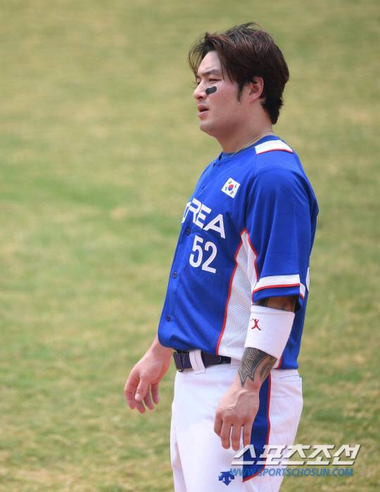 28일 오후 인도네시아 자카르타 겔로라 붕 카르노(GBK) 야구장에서 '2018 자카르타-팔렘방 아시안게임' 야구 예선전 한국과 홍콩의 경기가 열렸다. 사진은 한국 박병호  자카르타(인도네시아)=김경민 기자 kyungmin@sportschosun.com /2018.08.28/