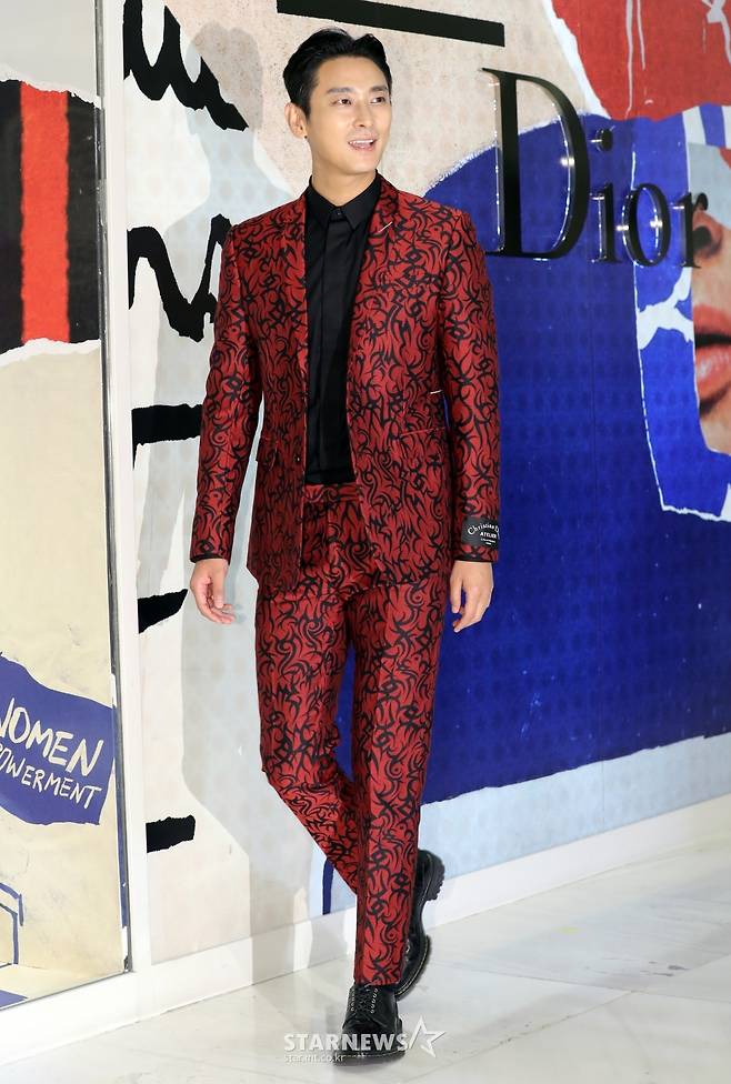 [★포토]주지훈, '감탄 나오는 실물'