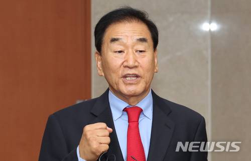 【서울=뉴시스】이종철 기자  =  이재오 자유한국당 상임고문. 2018.07.12.  jc4321@newsis.com