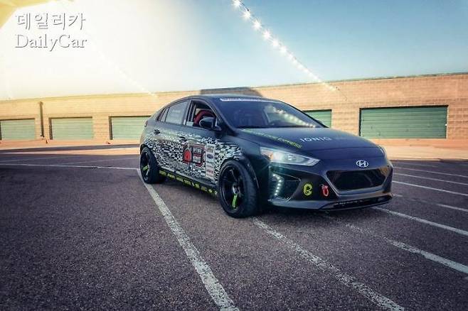 현대차, 아이오닉 일렉트릭 튜닝카