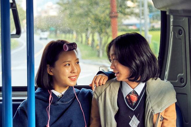 '마녀'의 고민시(왼쪽)