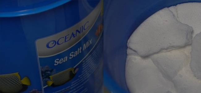 인공 해수 제조에 핵심인 인공 해수염. 만들 수 있는 업체도 많지 않아, 항상 고가로 거래된다. 담수 1톤당 한 통을 다 써야만 하는데, 가격이 상당하다.
