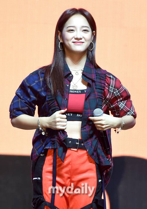 ▲ 구구단 세정 '노출은 부끄러워요'