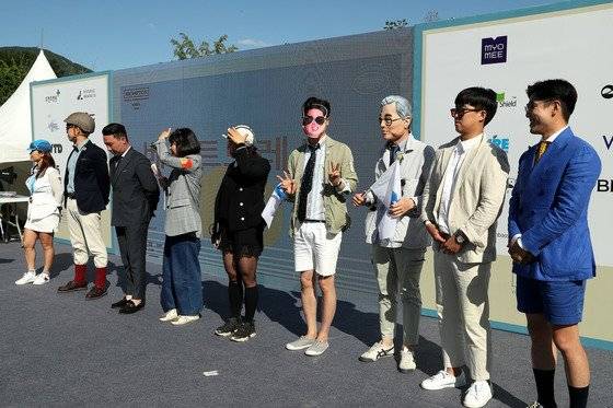 베스트 드레서 부문에 참여한 참가자들. 장진영 기자