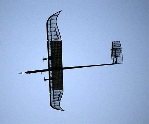 한국항공우주연구원이 자체 개발한 고고도 무인기 'EAV-3'의 모습. 90분간 비행시키는 데 성공했다. [사진 한국항공우주연구원]