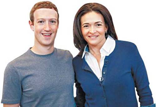 마크 저커버그(왼쪽)와 셰릴 샌드버그. 트위터 캡처