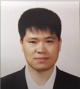 광학현미경을 이용한 중국한 냉동고추 판별법을 주도적으로 개발한 국립농산물품질관리원 전남지원 이인우 주무관. [사진 품관원 전남지원]