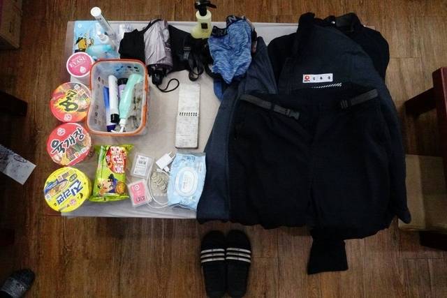 ▲ 고 김용균 씨가 남기고 간 소지품들 ⓒ공공운수노조 제공