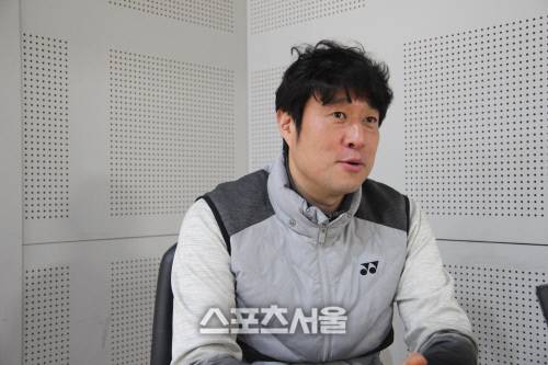 한국 배드민턴 전설 하태권 요넥스 감독이 스포츠서울과 인터뷰를 진행하고 있다. 윤소윤 인턴기자 younwy@sportsseoul.com