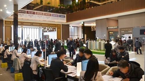 <힐스테이트 판교 엘포레 견본주택 내부>