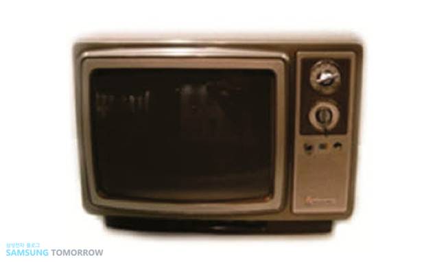 국내 최초 컬러 TV[제공=삼성전자]