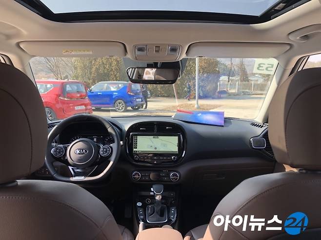 기아차 3세대 쏘울 부스터 실내 [한상연 기자]