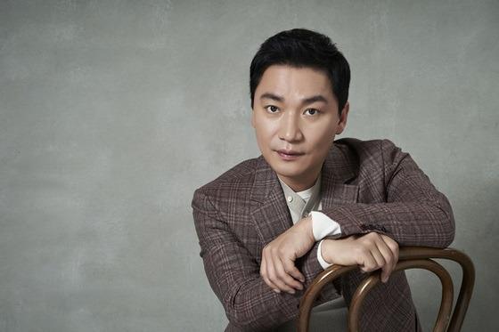 배우 조재윤/사진제공=FNC엔터테인먼트