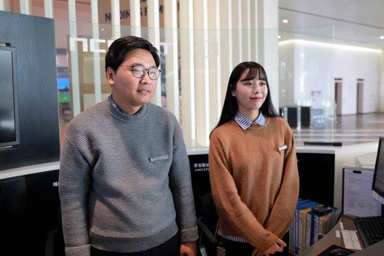 엔씨소프트는 올 1월1일부터 근무자들의 복장을 딱딱한 정장 스타일의 유니폼에서 캐주얼로 바꿨다. [사진 엔씨소프트]