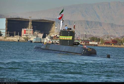 17일 공개된 이란 자체 개발 잠수함 파테 [IRNA통신]