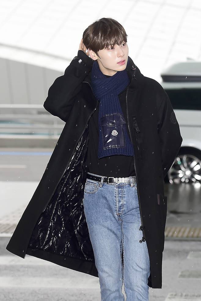 뉴이스트 황민현 뉴이스트 황민현