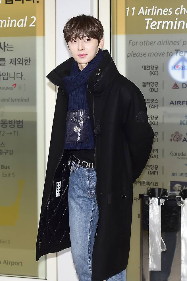 뉴이스트 황민현 뉴이스트 황민현