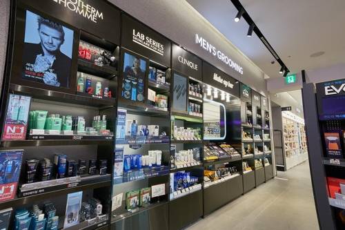 올리브영 내 남성 화장품 전용 코너 [올리브영 제공=연합뉴스]