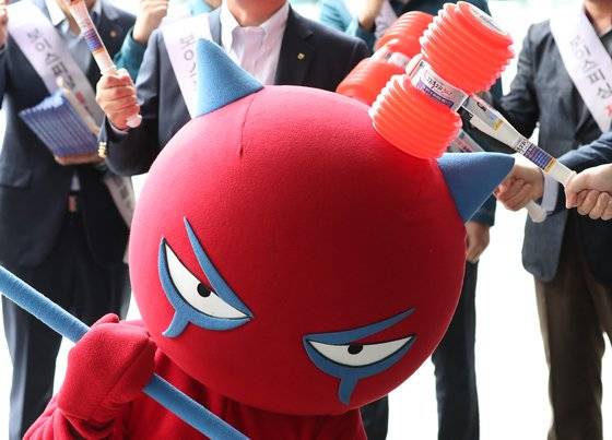 피싱 예방 캠페인 모습 [연합뉴스]