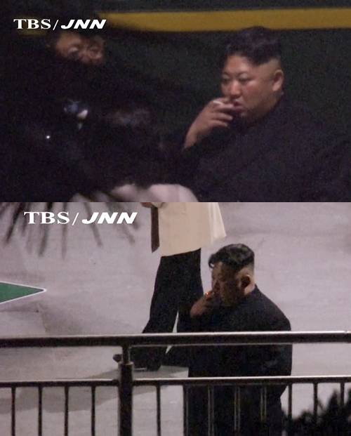 일본 방송 TBS가 포착한 중국 난닝역에서 휴식을 취하는 김정은 위원장의 모습