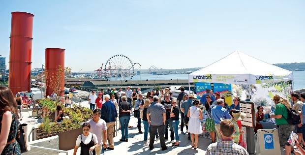 시애틀의 ‘마켓 프런트’는 펍과 레스토랑, 카페, 전망대 등이 있어 매년 1000만 명이 넘는 관광객이 즐겨 찾는 명소다.