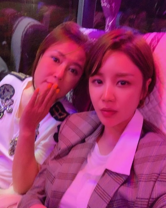 윤진이 차화연