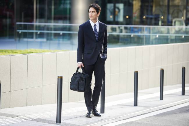 유니클로 ‘감탄재킷’과 ‘감탄팬츠’ [유니클로 제공]