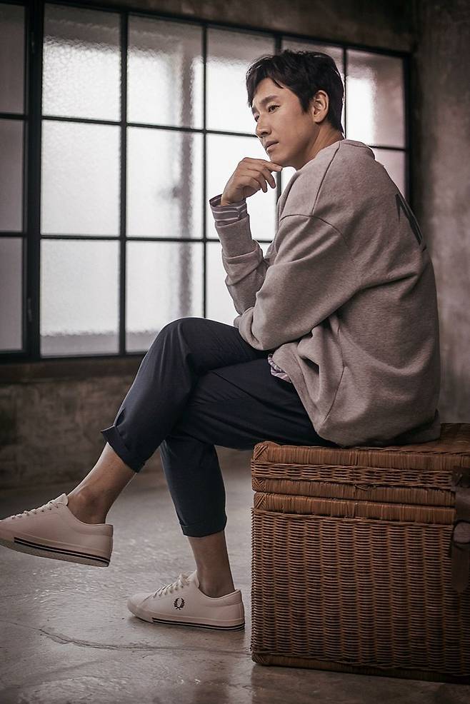 배우 이선균 (사진=워너브러더스 코리아 제공)