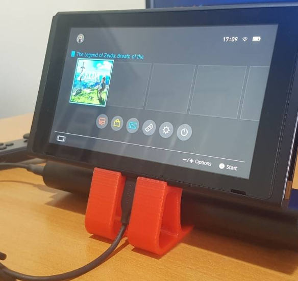 (나름 실용적으로 보이는 거치대)