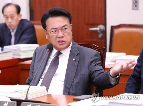 자유한국당 정진석 의원 [연합뉴스 자료사진]