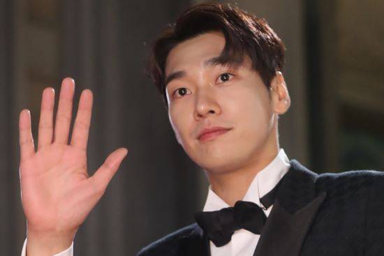 2018년 11월 23일, 제 39회 청룡영화상 시상식의 배우 김영광. 뉴시스