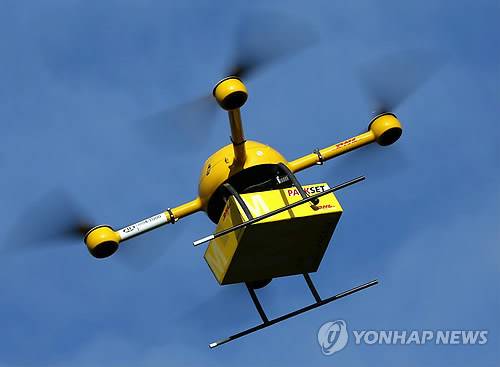 드론을 이용한 택배 [EPA=연합뉴스 자료사진]