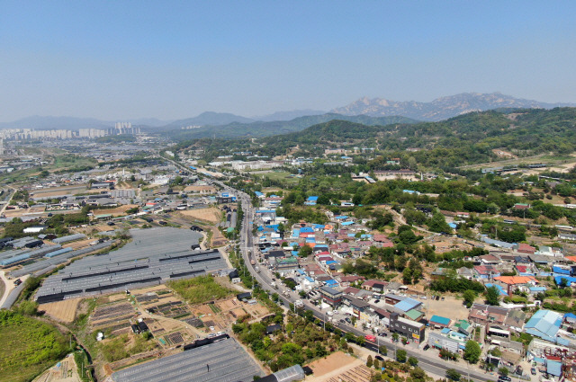 정부가 ‘수도권 주택 30만호 공급안-제3차 신규택지 추진 계획’을 발표한 7일 경기도 고양시 창릉신도시 예정지의 모습. /성형주기자