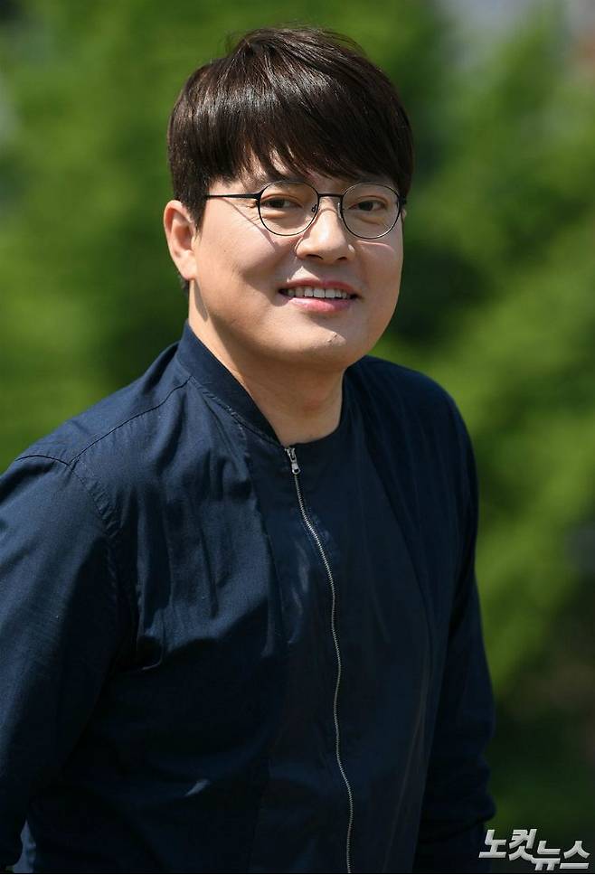 배우 김형묵이 10일 오전 서울 강남구에 위치한 원더보이즈 필름 사옥에서 인터뷰 전 포즈를 취하고 있다. (사진=이한형 기자)