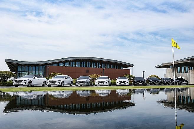 잭니클라우스GC에 세워진 캐딜락 REBORN CT6. /사진=캐딜락