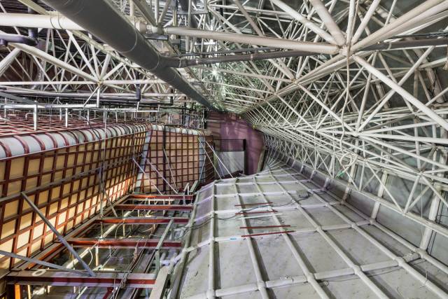 건물 내부에 기둥이 없는 DDP 이색 구조의 핵심, ‘스페이스 프레임’ /신경섭