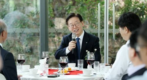 발언하는 이재명 경기지사 [경기도 제공. 재판매 및 DB 금지]