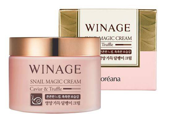 [코리아나 화장품이 2016년부터 국군 PX에 납품하고 있는 `위네이지 스네일 매직 크림`은 군부대 내 인기 화장품으로 손꼽힌다.]