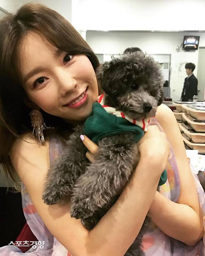 소녀시대 멤버 태연이 팬들과 소통 과정에서 자신의 우울증을 고백했다. 태연 사회관계망서비스 캡처